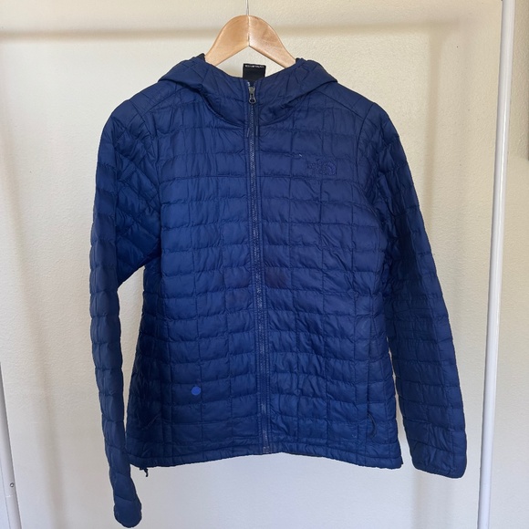 Women’s THERMOBALL™ Hooded Jacket - Picture 1 of 9